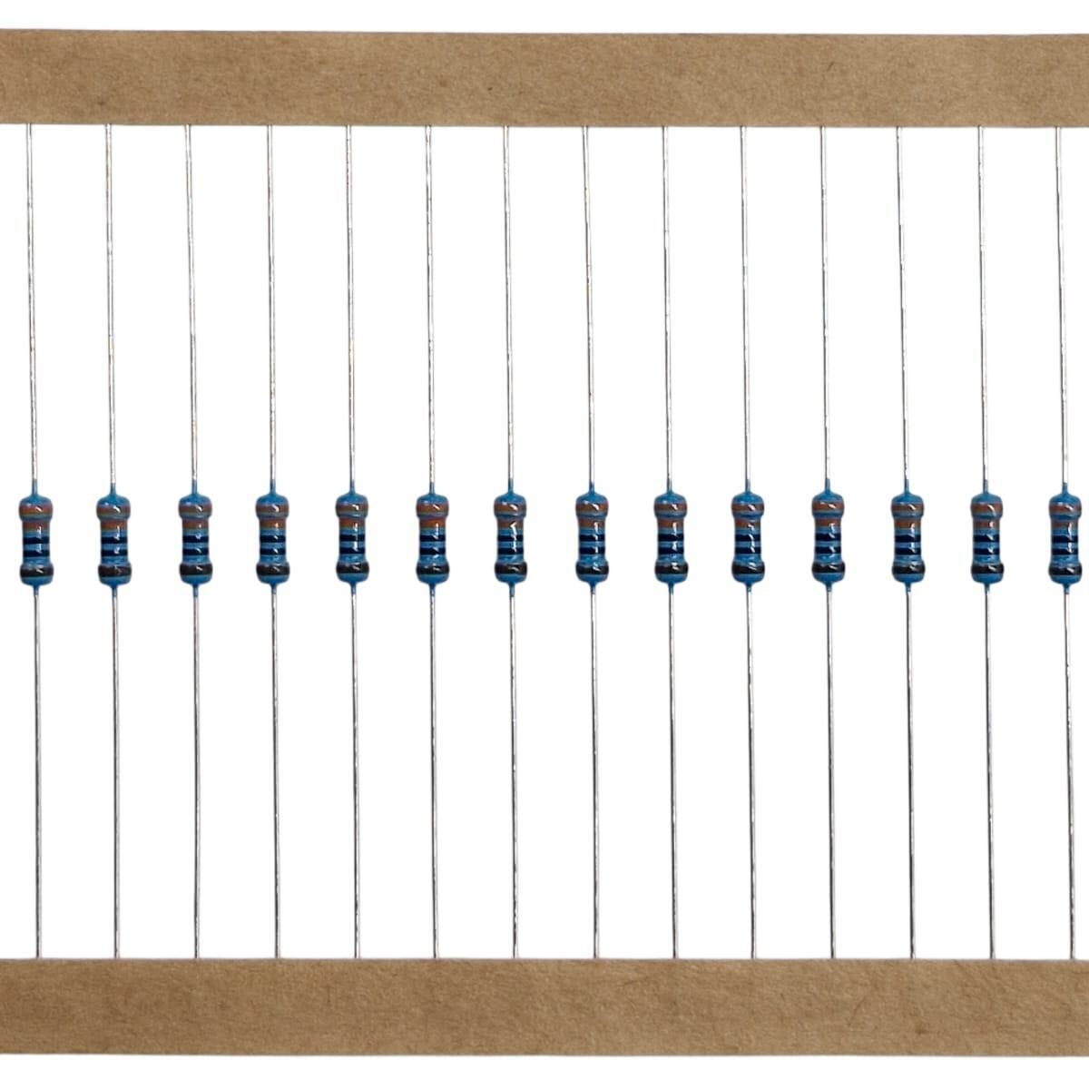 Kit com 500X Resistor Filme Metal 330R 1/4W 1% Fitado
