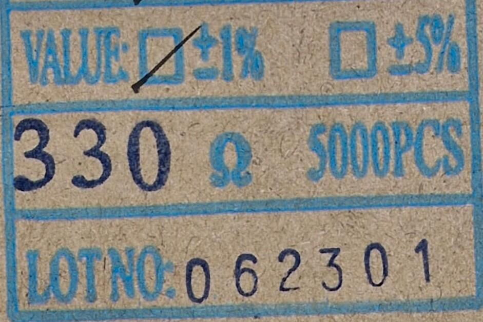 Kit com 500X Resistor Filme Metal 330R 1/4W 1% Fitado - Imagem 2