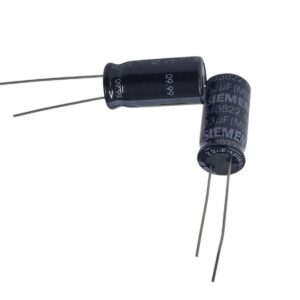Kit com 50x Capacitor Eletrolítico 3,3uF x 350V 85C Radial 21x10mm B43822