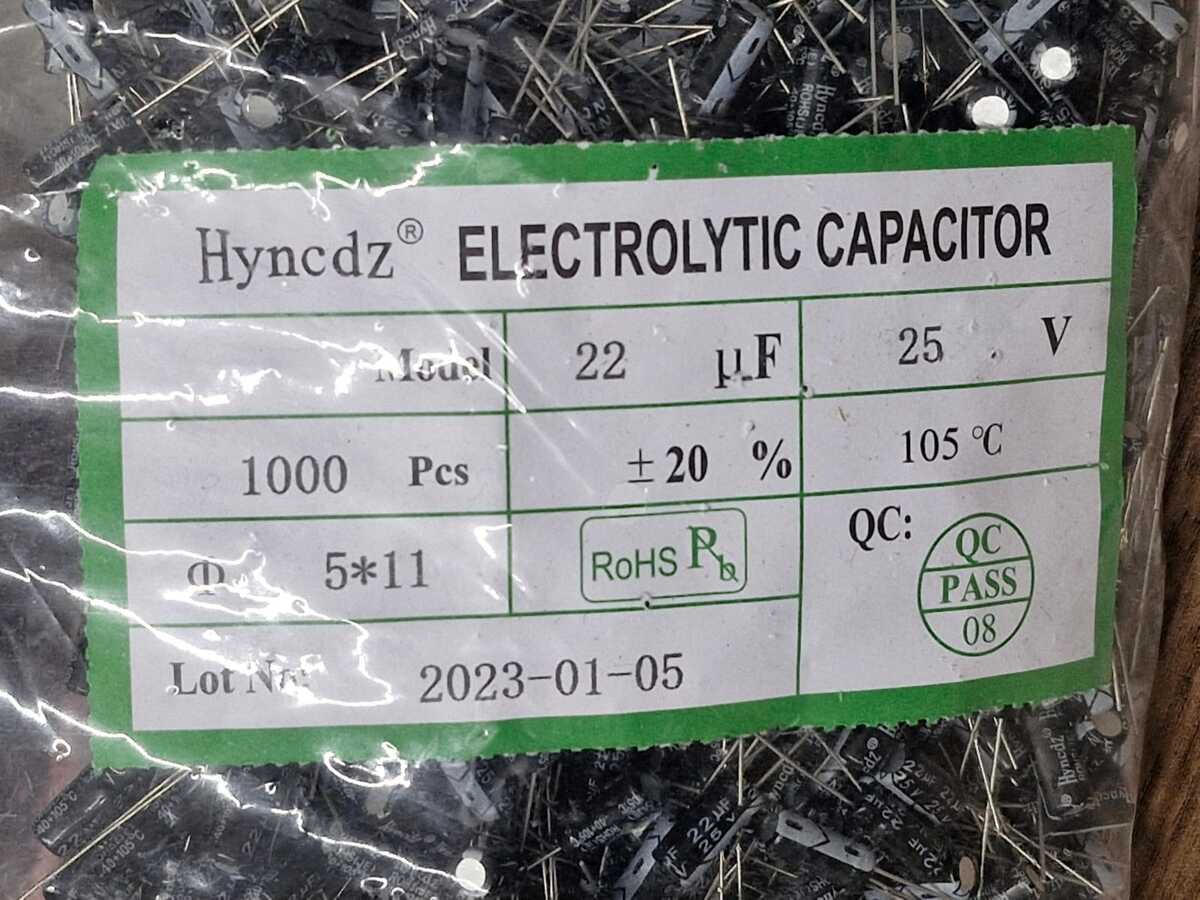 Kit com 1.000x Capacitor Eletrolítico 22uF 25V 105C 5x11mm Radial - Imagem 2